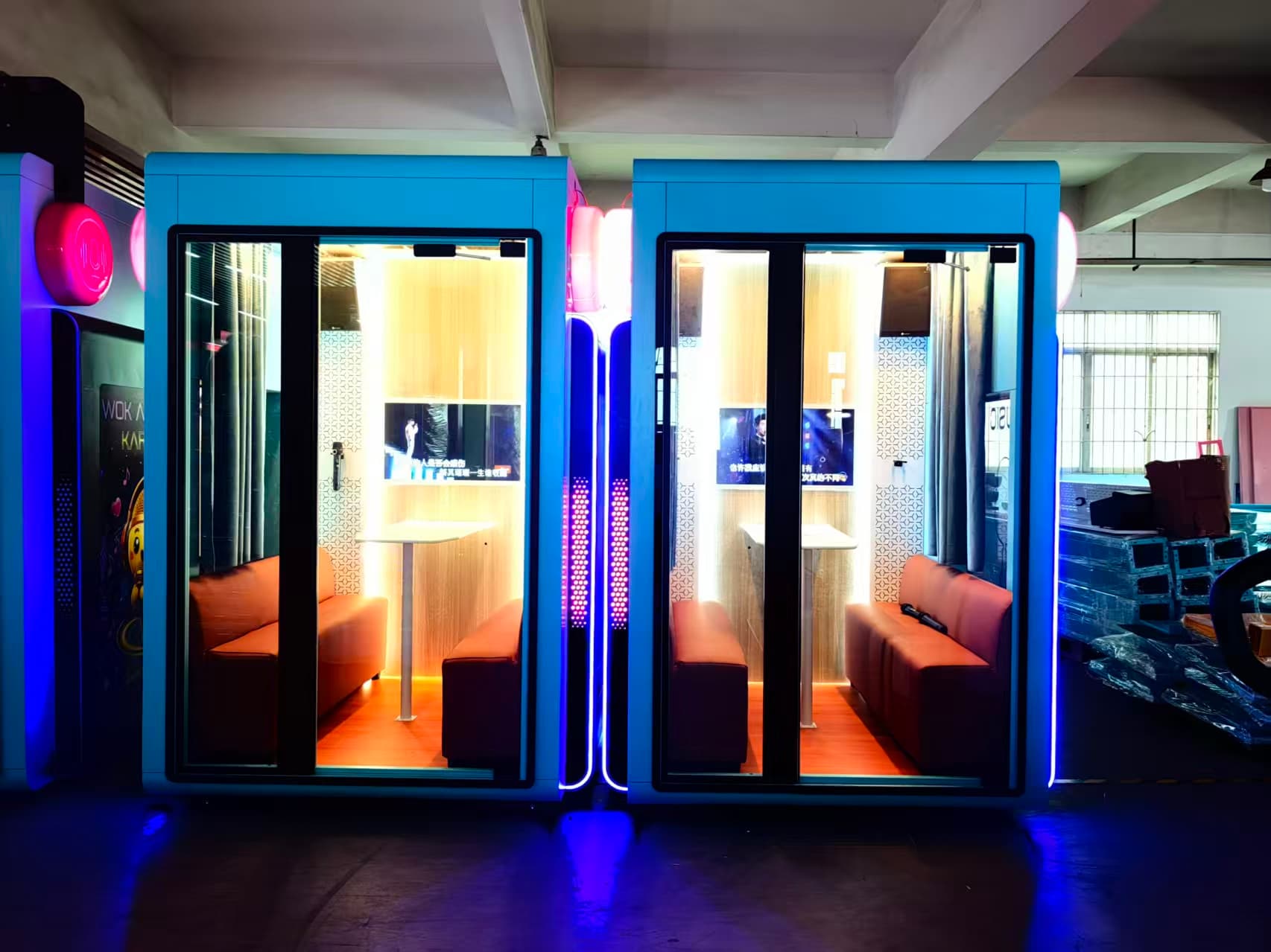 Dynamic Zone Premium Edition self-service karaoke rooms